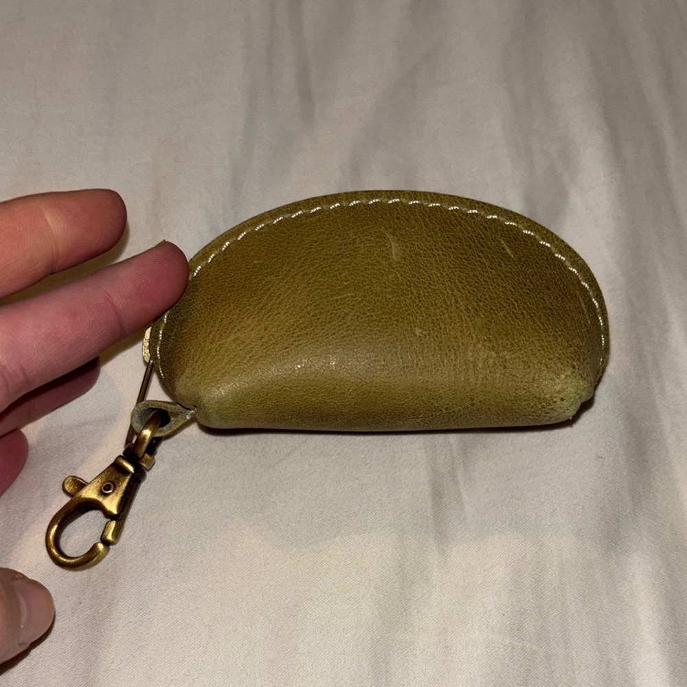 PLG Anjou Taco keychain 🍐 🌮